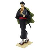 Figure One Piece Dracule Mihawki Treasure Cruise Banpresto