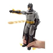 Boneco Batman Figura Articulada 30 Cm Dc Comics Lança Disco