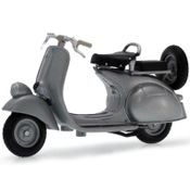 Miniatura - 1:18 - Vespa 125 1953 - Maisto