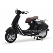 Vespa 946 New Ray 1:12 Preto