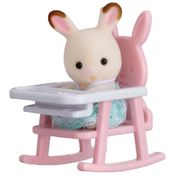 Sylvanian Families - Bebê Coelho Chocolate No Cadeirão