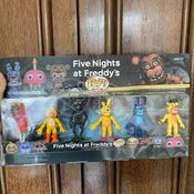 Kit 6 Bonecos Bonequinhos Five Nights At Freddy 's FNAF Brinquedo Infantil Criança Action Figure
