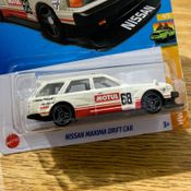 Hot Wheels - Nissan Maxima Drift Car - HCT17