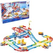 SUPER ESTACIONAMENTO PISTA INFANTIL COM 2 CAMINHOES CARRINHO POSTO DE COMBUSTIVEL BRINQUEDO