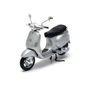 Vespa LX 125 2005 Maisto 1:18