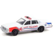 Miniatura - 1:64 - 1987 Chevrolet Caprice - Skid Training Car Ontario Police College  Ontario  Canada - Hot Pursuit 39 -