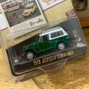 Miniatura - 1:64 - 1970 Jeepster Commando - Vintage Ad Cars 6 - Greenmachine Greenlight