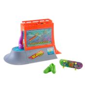 Hot Wheels Skate - Aquário Skatepark - HGT93