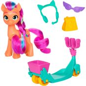 My Little Pony Passeio de Patinete Sunny Starscout Hasbro