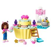 LEGO Gabby's Dollhouse - Diversão na Confeitaria com o Cakey