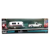 Miniatura Picape Chevrolet 454 Ss Trailer 1993 Tow e Go 1/64 Branco Maisto 11368