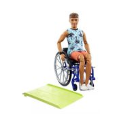 Boneco Ken Na Cadeira De Rodas Barbie Hjt59