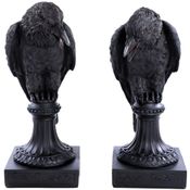 Castiçal de Halloween Estatuas de Corvo Realista em Resina Decorativo kit com 2 Esculturas Góticas dia das Bruxas