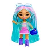 Boneca Barbie Mini Minis Extra Cabelo Azul Looks Divertidos