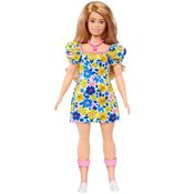 Boneca Barbie Fashionistas 208 Petite Síndrome de Down Vestido Floral Órteses HJT05 Mattel