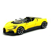 Miniatura Carro Bugatti Mistral W16 2023 Amarelo 1/18 Burago 11051