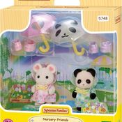 Sylvanian Families Amigos Jardim Da Infância Caminhando na Chuva