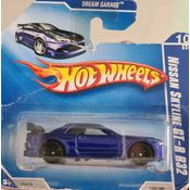 *Embalagem danificada* Hot Wheels Dream Garage - Nissan Skyline GT-R R32