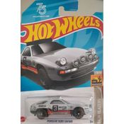 Hot Wheels Baja Blazers - Porsche 928S Safari