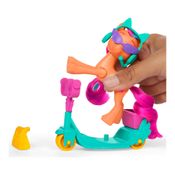 My Little Pony Passeio de Patinete Sunny Starscout Hasbro