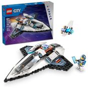 LEGO City - Nave Espacial Interestelar 240 peças - 60430