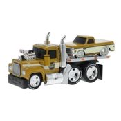 Miniatura Mack R685ST Flatbed 1980 e Chevrolet C10 1972 1/64 Maisto 11555