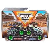 Monster Jam Grave Digger vs Avenger Sunny 2020