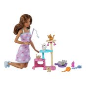 Barbie Pelúcia Cuidado De Gatinhos - Mattel HHB70