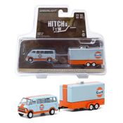 1972 Ford Club Wagon - Enclosed Car Trailer - Hitch Tow - Serie 20 - 1/64 - Greenlight