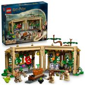 LEGO - Harry Potter - O Castelo de Hogwarts: Aula de Herbologia - 76445