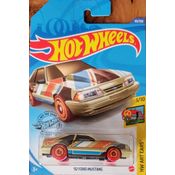 *Embalagem danificada* Hot Wheels Art Cars - ? Ford Mustang