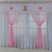 Cortina Quarto Bebê Menina Ursinha Baby Bordada Voal 2,00 x 1,80m - Rosa
