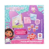 Livro A Casa Mágica Da Gabby Com Massa Estrela