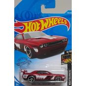 *Embalagem danificada* Hot Wheels Nightburnerz - Dodge Challenger Drift Car